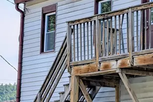 20 Porter, North Adams, MA 01247 - Photo 5