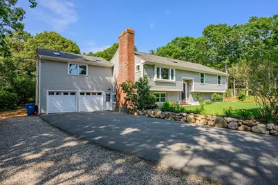 19 Wheelhouse Cir, Falmouth, MA 02536 - Photo 1