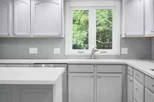 19 Wheelhouse Cir, Falmouth, MA 02536 - Photo 13
