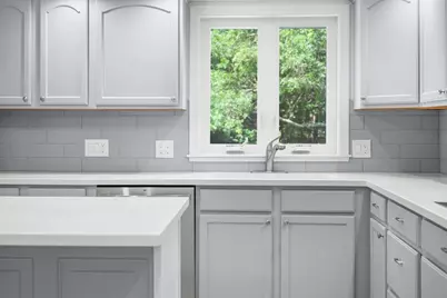 19 Wheelhouse Cir, Falmouth, MA 02536 - Photo 13