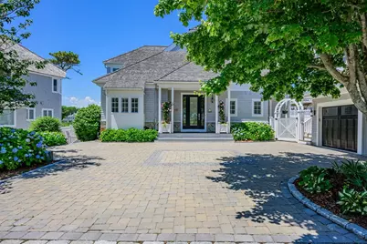 129 Shore Dr W, Mashpee, MA 02649 - Photo 33