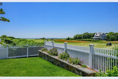 129 Shore Dr W, Mashpee, MA 02649 - Photo 39
