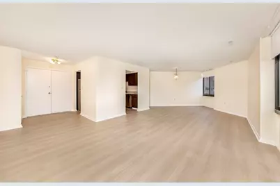 1002 Paradise Road #1M, Swampscott, MA 01907 - Photo 13