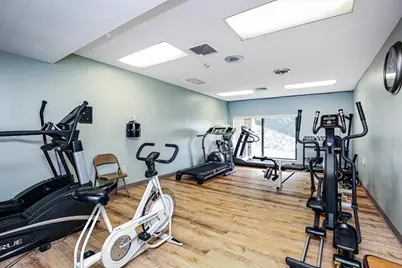 1002 Paradise Road #1M, Swampscott, MA 01907 - Photo 27