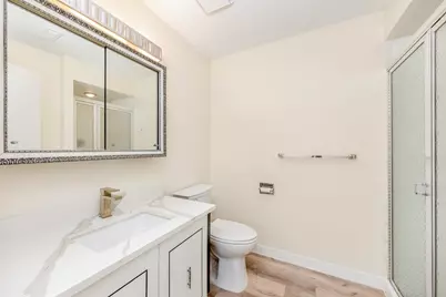 1002 Paradise Road #1M, Swampscott, MA 01907 - Photo 21