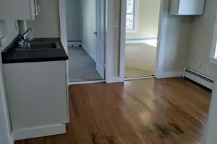 143 Chestnut St, Marlborough, MA 01752 - Photo 3