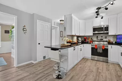 88 Jennie Cir, Agawam, MA 01001 - Photo 15