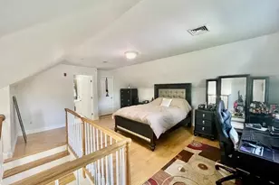 34 Prospect St, Waltham, MA 02453 - Photo 23