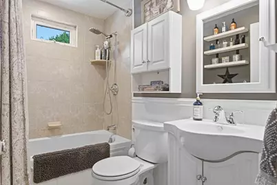 31 Dartmouth St, Lynn, MA 01904 - Photo 9