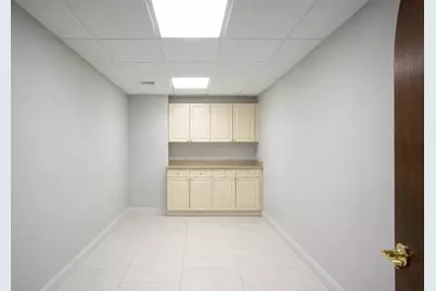 484 Highland Ave, Fall River, MA 02720 - Photo 13