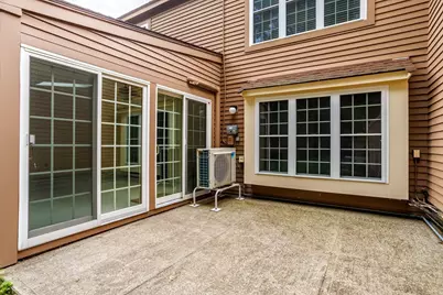 212 Ridgefield Cir #212B, Clinton, MA 01510 - Photo 17