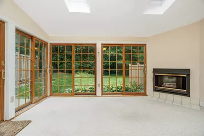 212 Ridgefield Cir #212B, Clinton, MA 01510 - Photo 13