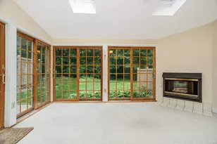 212 Ridgefield Cir, Clinton, MA 01510 - Photo 13