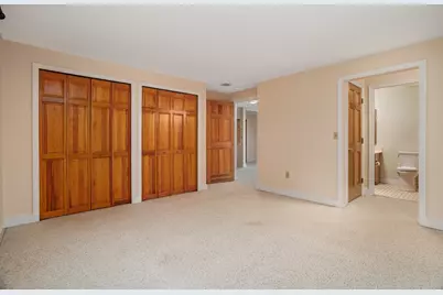 212 Ridgefield Cir #212B, Clinton, MA 01510 - Photo 31