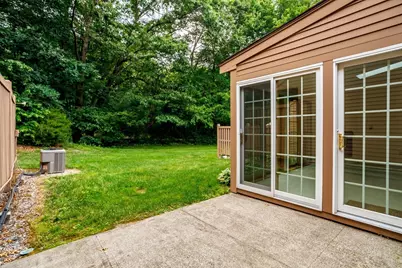 212 Ridgefield Cir #212B, Clinton, MA 01510 - Photo 19