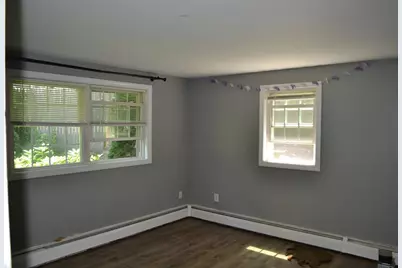40 Brooks St, Worcester, MA 01606 - Photo 9