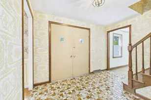 500 Inverness Ln, Longmeadow, MA 01106 - Photo 3