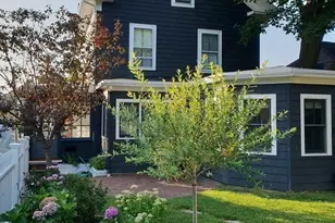 16 Pickett St, Marblehead, MA 01945 - Photo 1