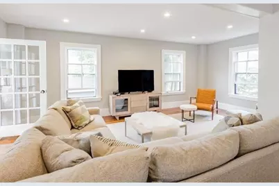 16 Pickett St, Marblehead, MA 01945 - Photo 9