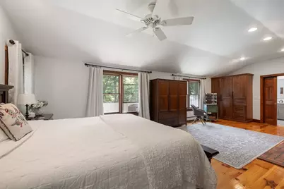 10 N Mill St, Hopkinton, MA 01748 - Photo 33