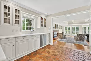 212 Springfield St, Wilbraham, MA 01095 - Photo 7