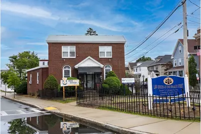 1 Sprague St, Revere, MA 02151 - Photo 5