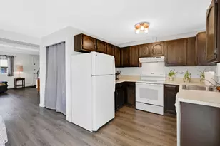 49 Sheri Ln, Agawam, MA 01001 - Photo 7