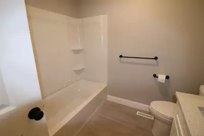 35 Glendale Rd #1, Tiverton, RI 02878 - Photo 15