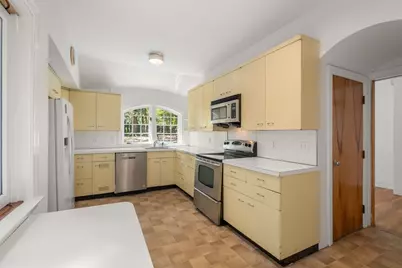 136 Dudley Rd, Newton, MA 02459 - Photo 13