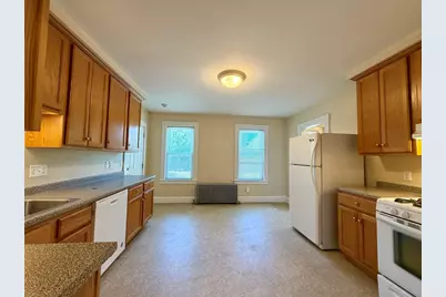 6 Silver Lake Ave #1, Newton, MA 02458 - Photo 3