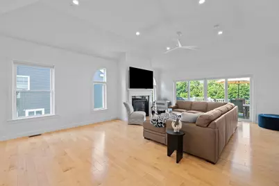 98 Front Nine Dr #98, Haverhill, MA 01832 - Photo 3