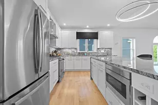98 Front Nine Dr, Haverhill, MA 01832 - Photo 9