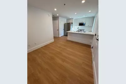 41 Elm Street #102, Andover, MA 01810 - Photo 3