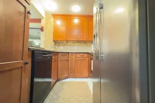1 Boatswains Wy, Chelsea, MA 02150 - Photo 7
