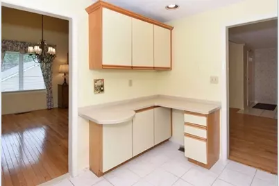 191 Brickett Hill Circle #191, Haverhill, MA 01830 - Photo 3