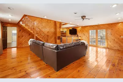 923 Main Rd, Northbridge, MA 01588 - Photo 21