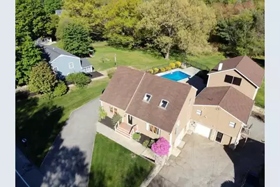 923 Main Rd, Northbridge, MA 01588 - Photo 1