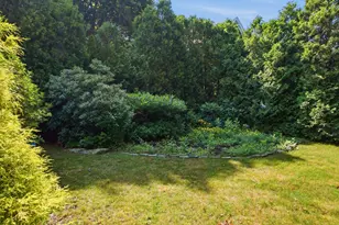 1443 Bedford St, Fall River, MA 02723 - Photo 33