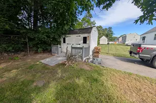 193 Bouchard Ave, Dracut, MA 01826 - Photo 3