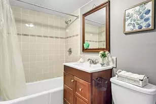 22 Shrewsbury Green Dr, Shrewsbury, MA 01545 - Photo 13