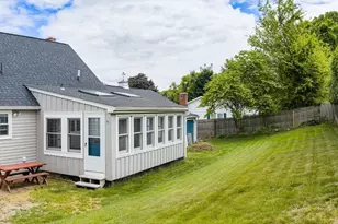 50 Emerson St, Springfield, MA 01108 - Photo 39
