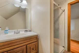 50 Emerson St, Springfield, MA 01108 - Photo 27
