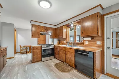 50 Emerson St, Springfield, MA 01108 - Photo 11