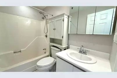 3920 Mystic Valley Pkwy #1105, Medford, MA 02155 - Photo 11