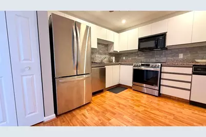 3920 Mystic Valley Pkwy #1105, Medford, MA 02155 - Photo 3