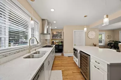 15 Belcher Ave, Brockton, MA 02301 - Photo 5