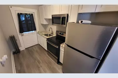 127-135 Westford Street #11, Lowell, MA 01851 - Photo 3