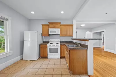 229 W Chestnut St, Brockton, MA 02301 - Photo 3