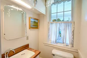 1067 Sandwich Rd, Bourne, MA 02561 - Photo 17