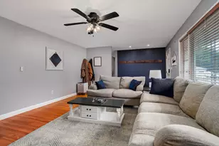 7 Knollwood Ln, Leominster, MA 01453 - Photo 15